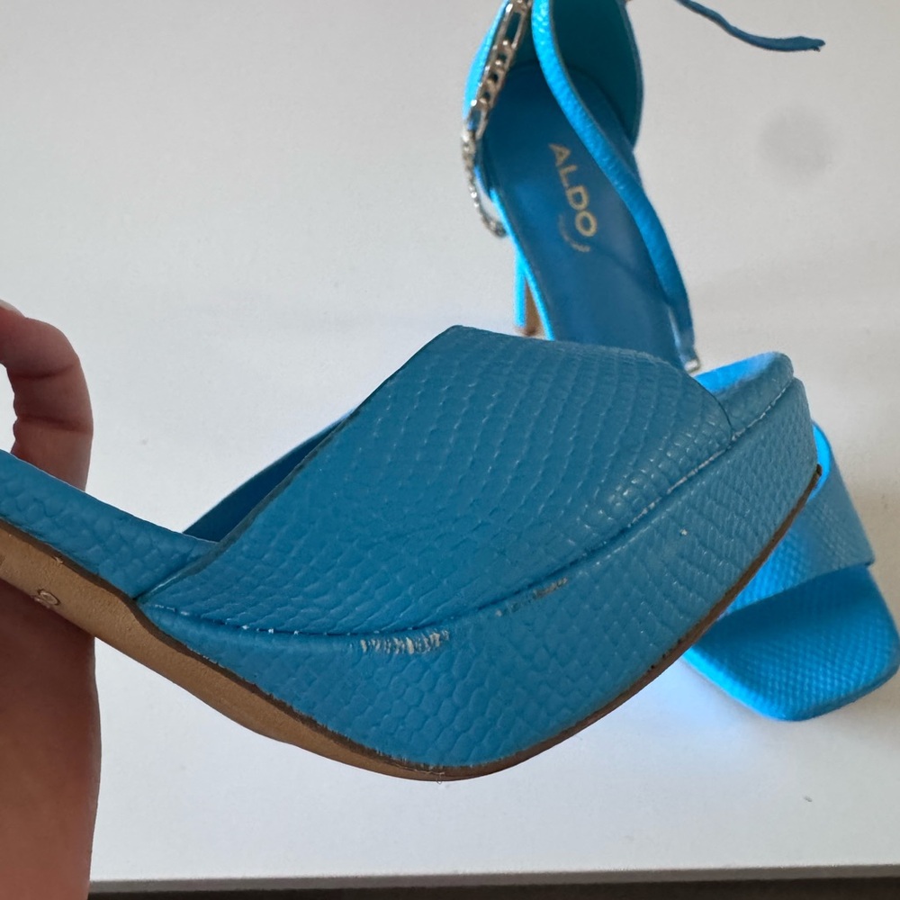 Aldo Blue Peep Toe Heels - Picture 6 of 13